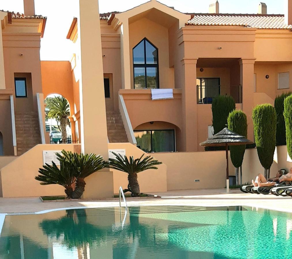 Dina Luxury 2 Bedroom Apartment Senhora da Luz 외부 사진