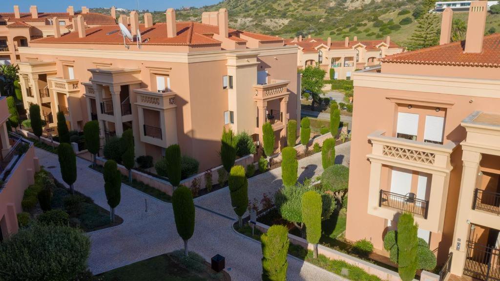 Dina Luxury 2 Bedroom Apartment Senhora da Luz 외부 사진