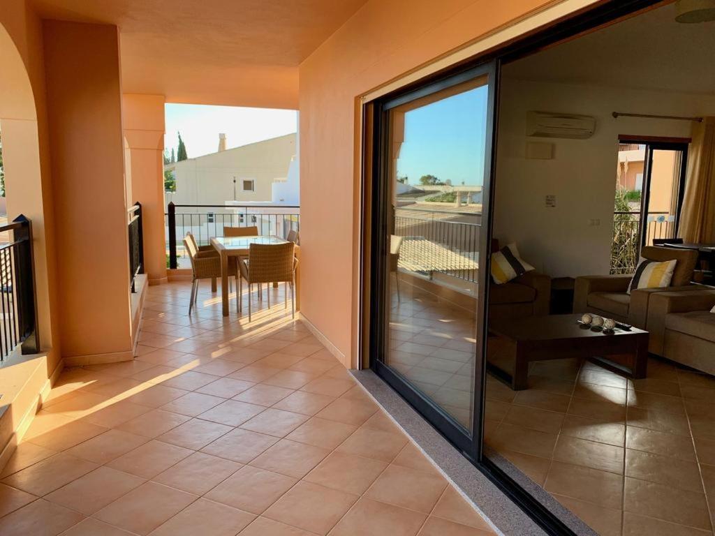 Dina Luxury 2 Bedroom Apartment Senhora da Luz 외부 사진