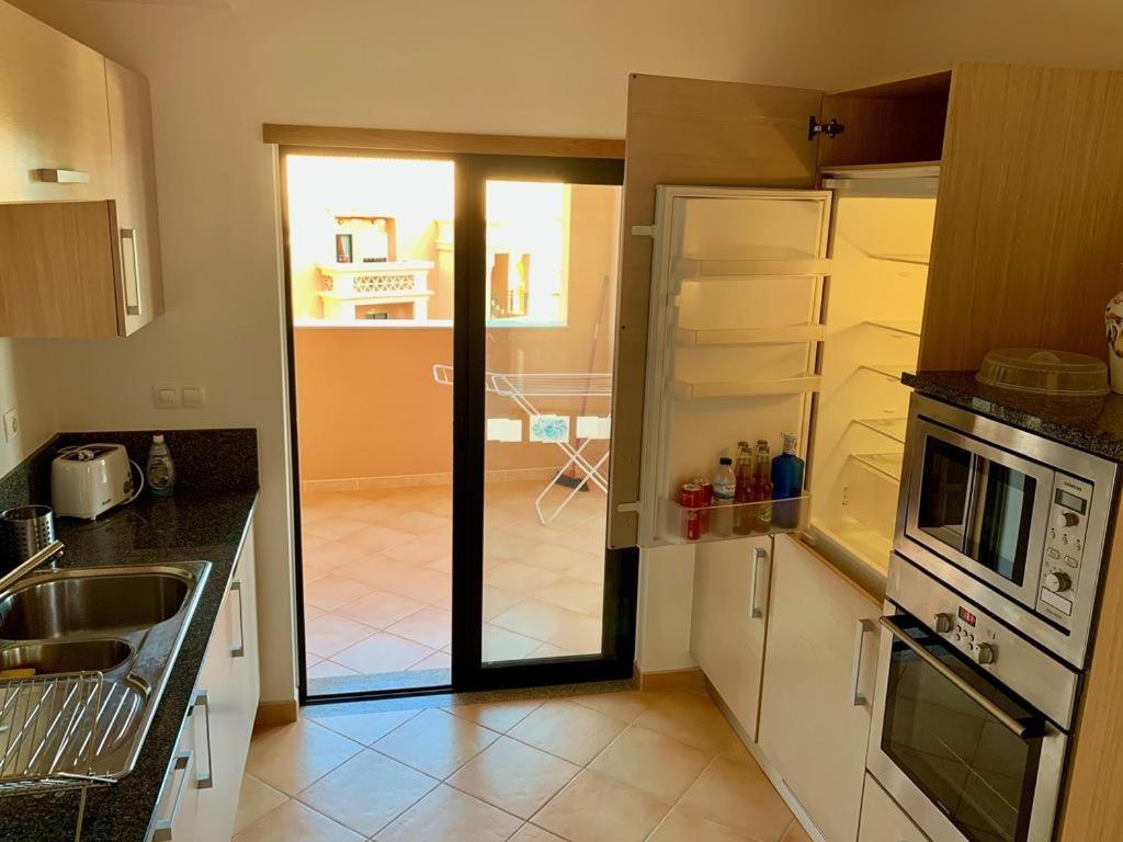 Dina Luxury 2 Bedroom Apartment Senhora da Luz 외부 사진